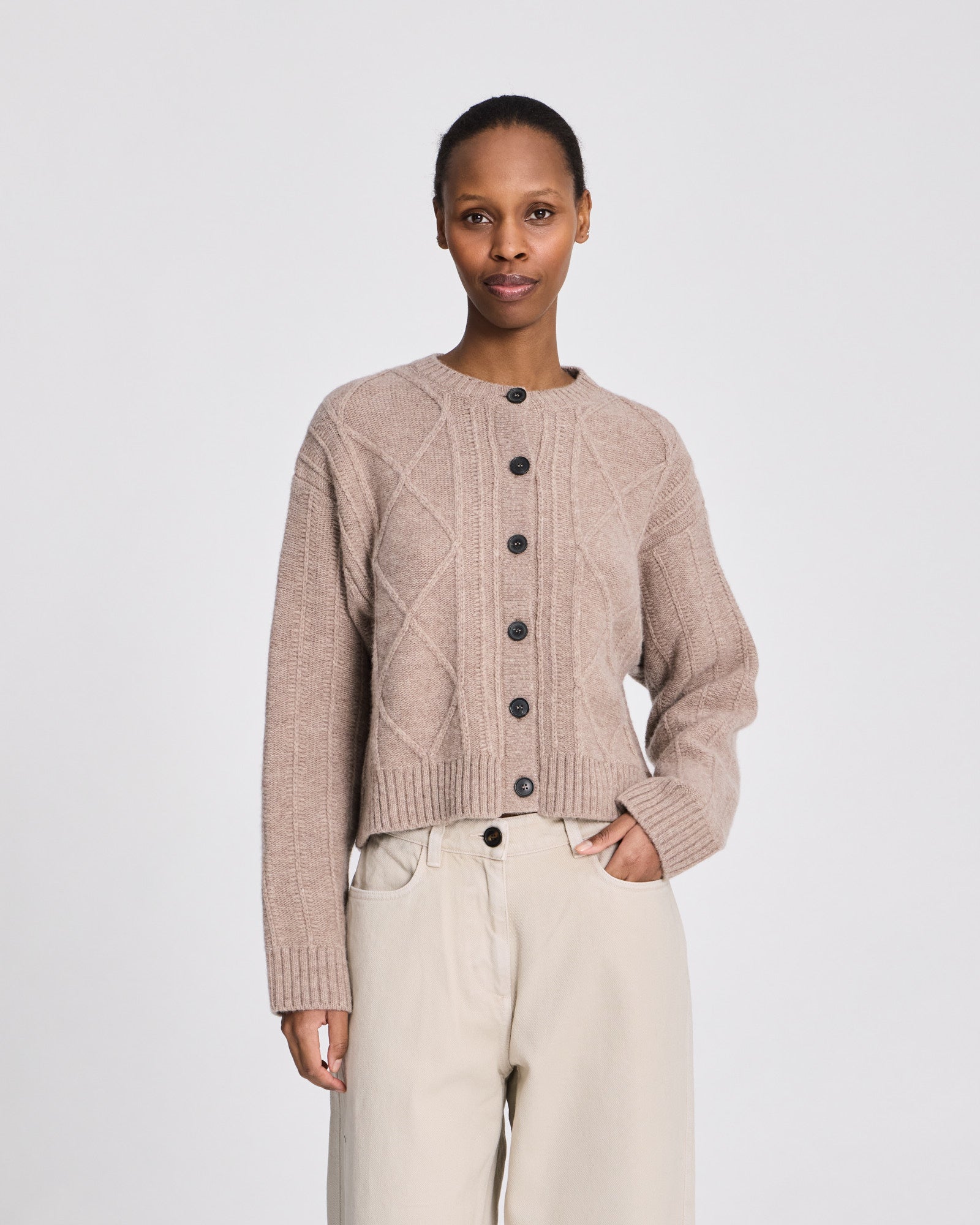 Cornelia L/S Cardigan Lambswool Knit GOTS - Shitake