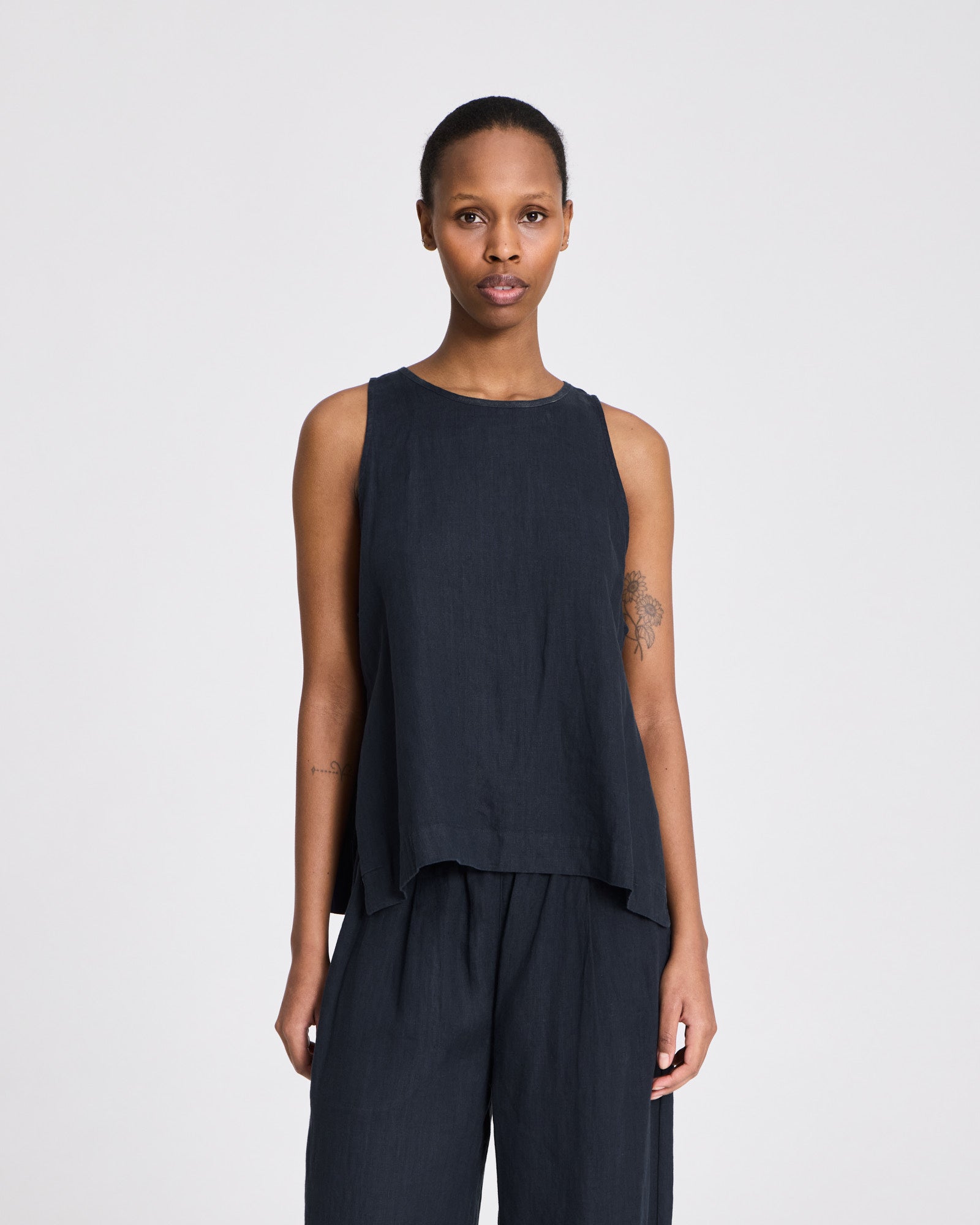 GAI+LISVA Mia Maya Linen Top GOTS Tops & T-shirts 181 Midnight Blue