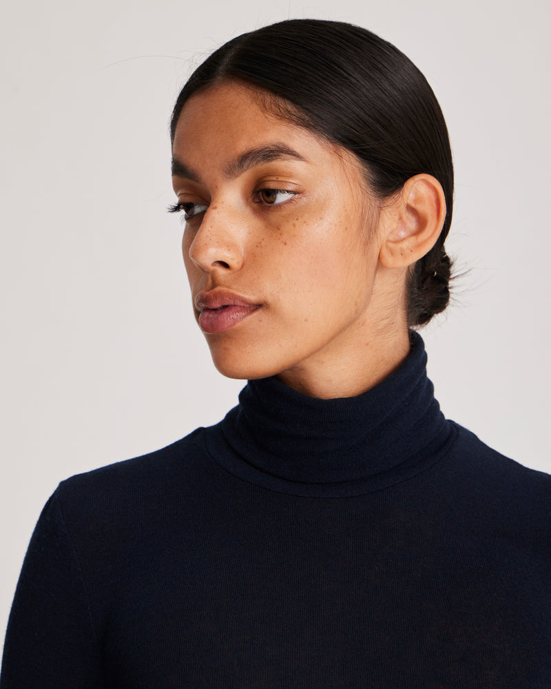 GAI+LISVA Anna Wool Turtleneck Top 181 Midnight Blue