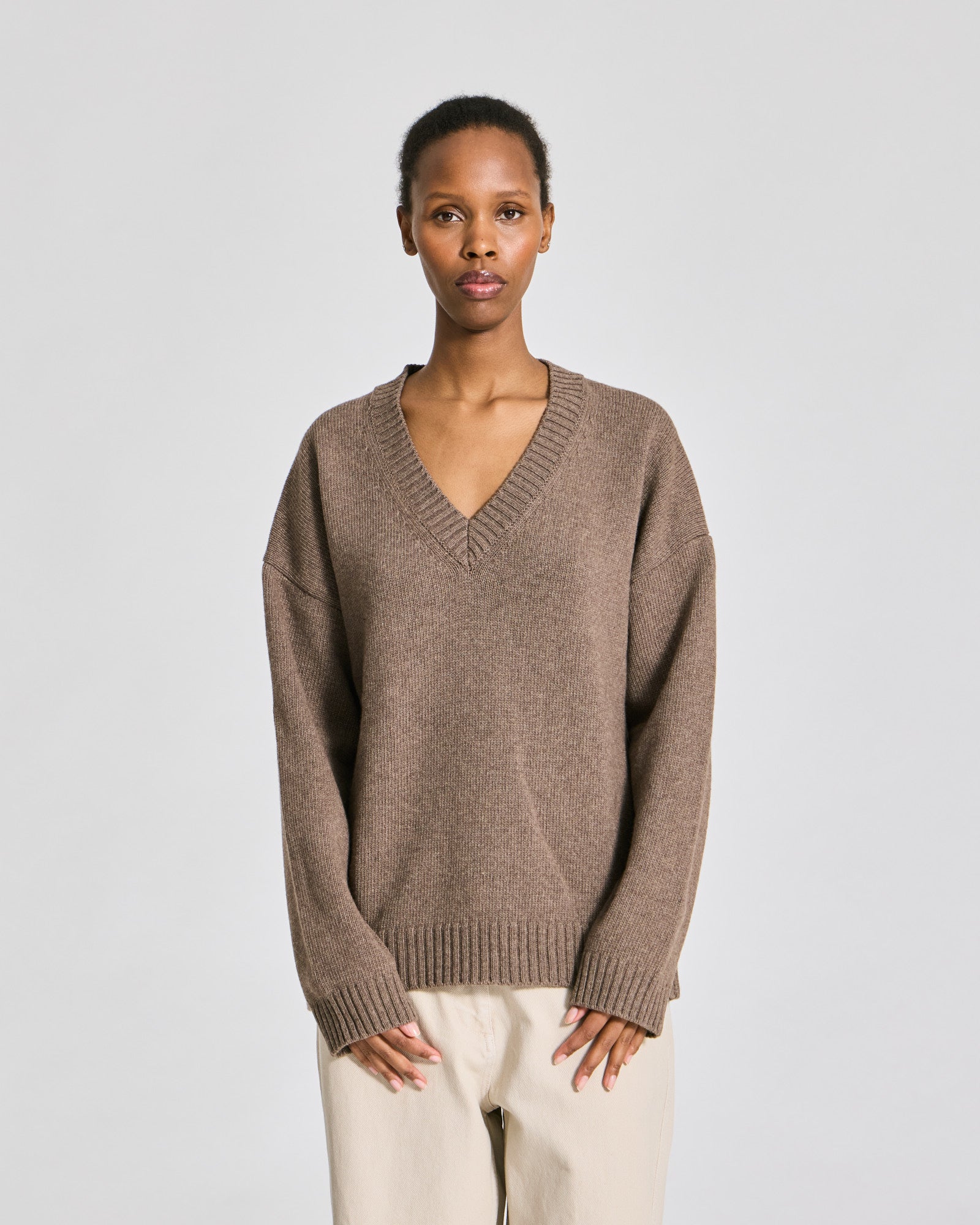 GAI+LISVA Elvira Lambswool V-neck Knit Lambswool l Knitwear 756 Mole Melangé