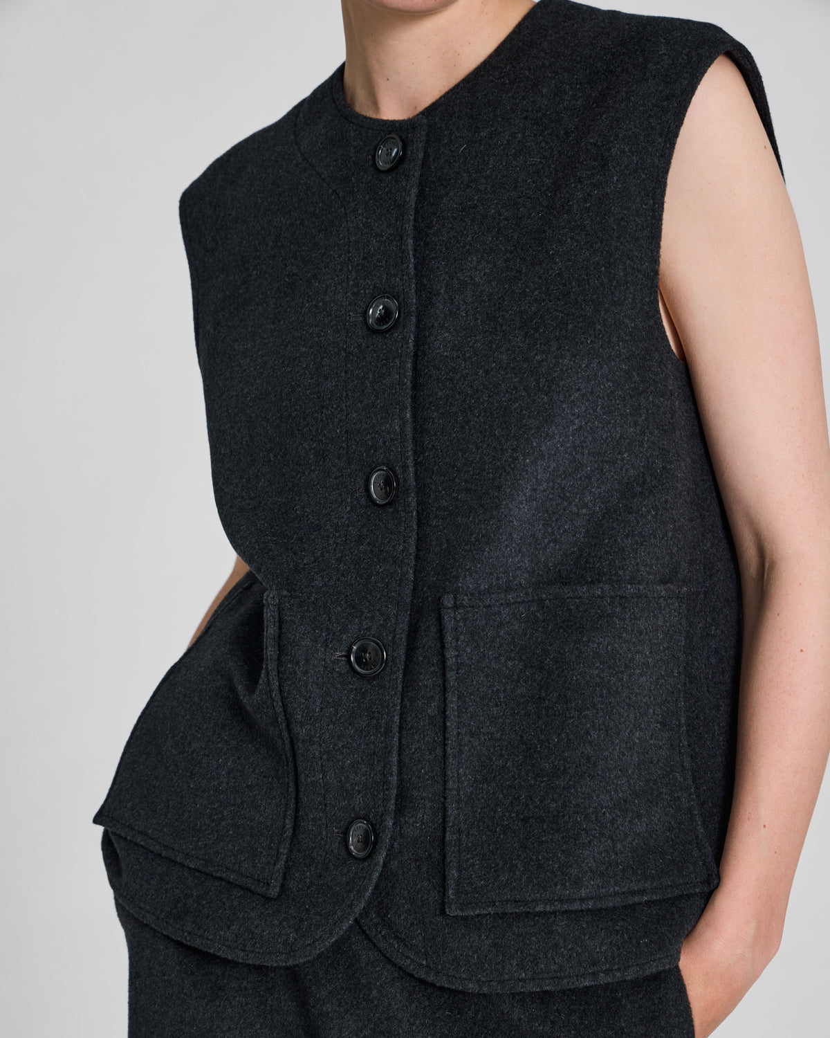 LISVA Naomi Wool Vest Outerwear 766 Koks Melangé