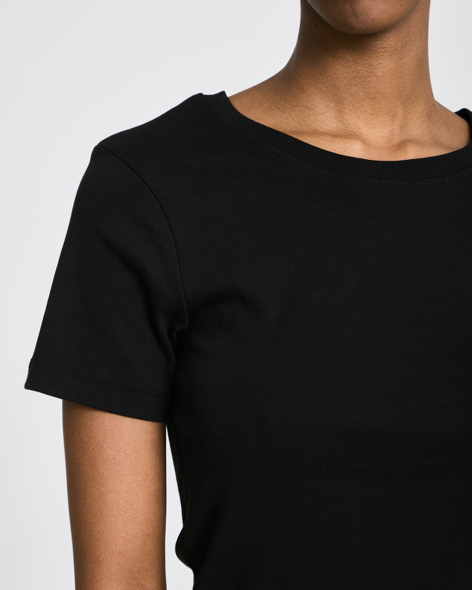 トップス shishikui RIB TEE BLACK Tops – SHISHIKUI