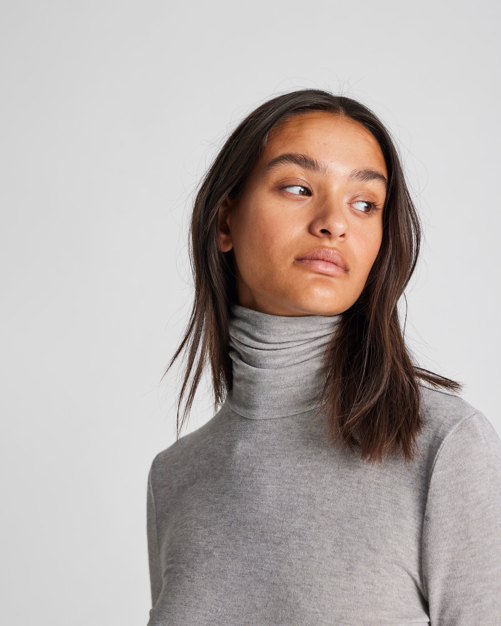Light grey turtleneck hotsell